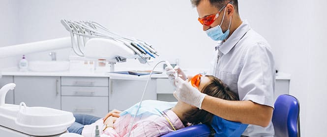 O que é RC no dentista? Na imagem, profissional acionou seguro de responsabilidade civil por conta de imprudência