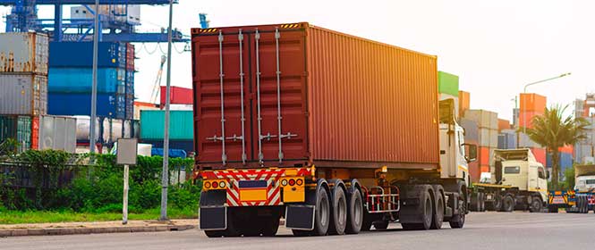 seguro-transportadora-para-embarcador Como funciona o seguro de transportadora? Na imagem, caminhão representa importância do seguro transportadora para embarcador