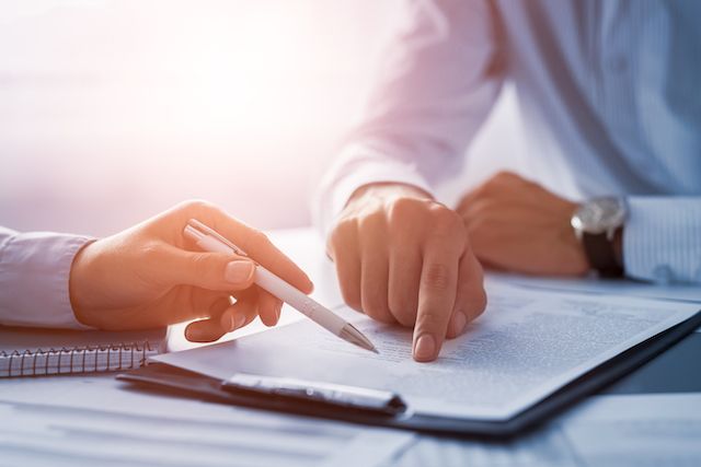 Assinatura do contrato de garantia para execução de licitação de obra